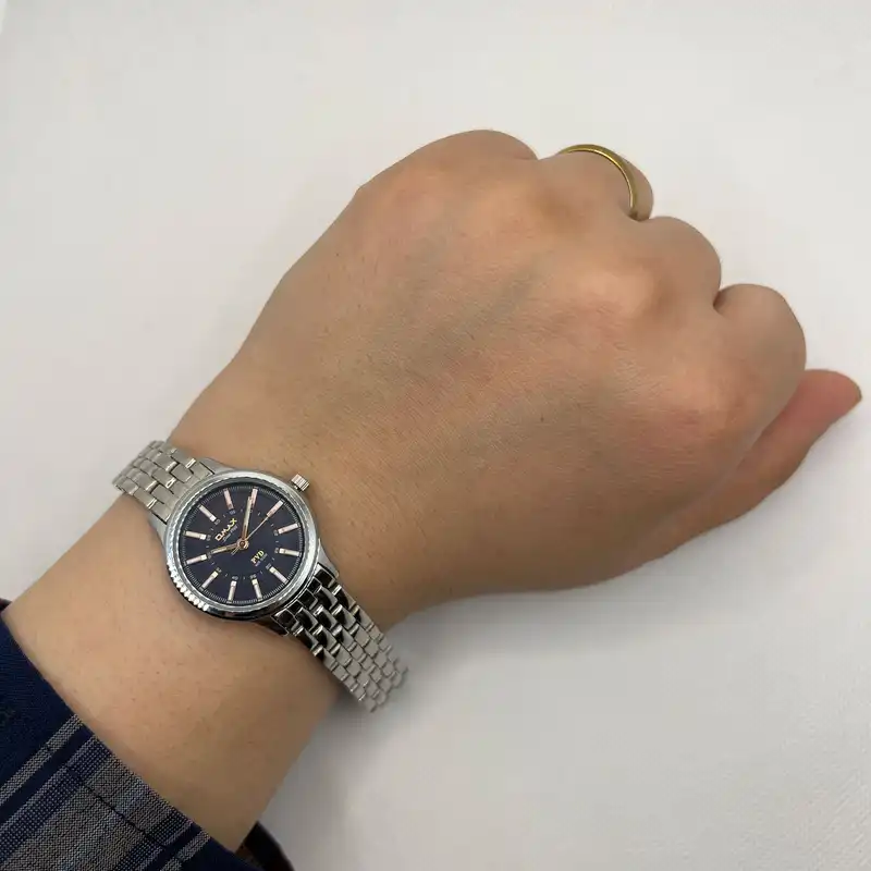 ساعت مچی عقربه ای زنانه اوماکس مدل OJSB002I004