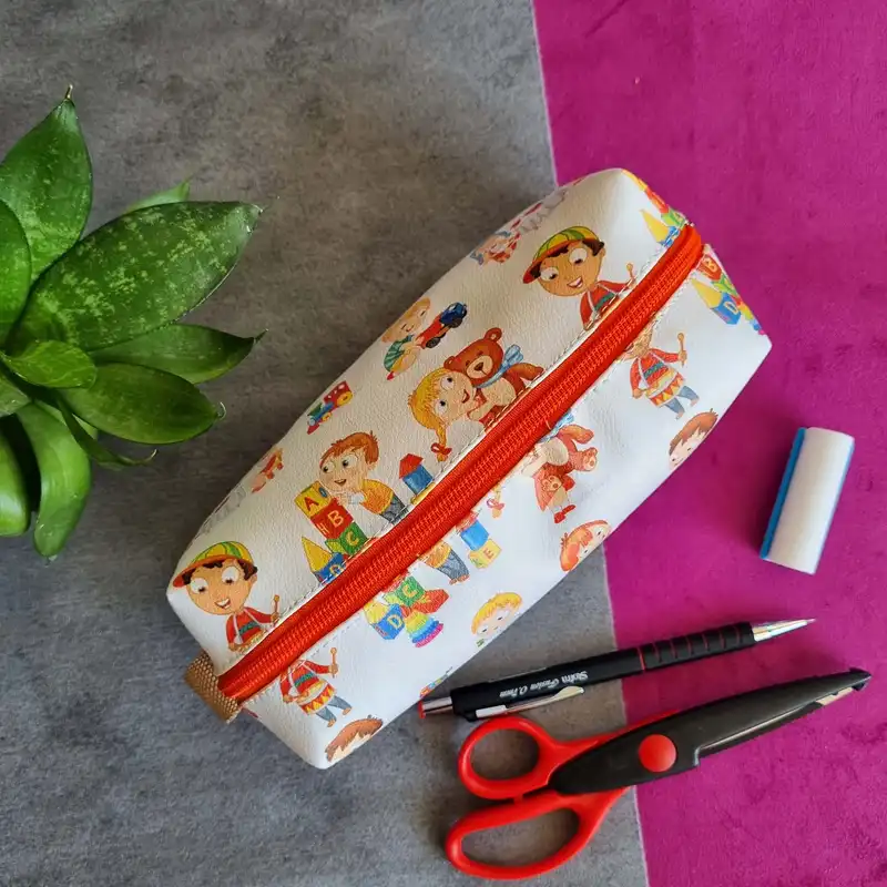 جامدادی مدل اسباب بازی بچگانه بزرگ