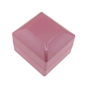 جعبه انگشتر برانت طرح چراغدار