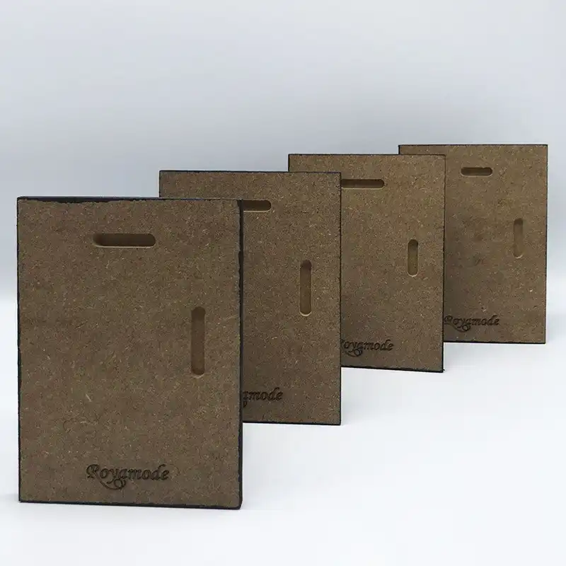 تابلو شاسی رویامد مدل پیکی بلایندرز کد PKY13 مجموعه 4 عددی