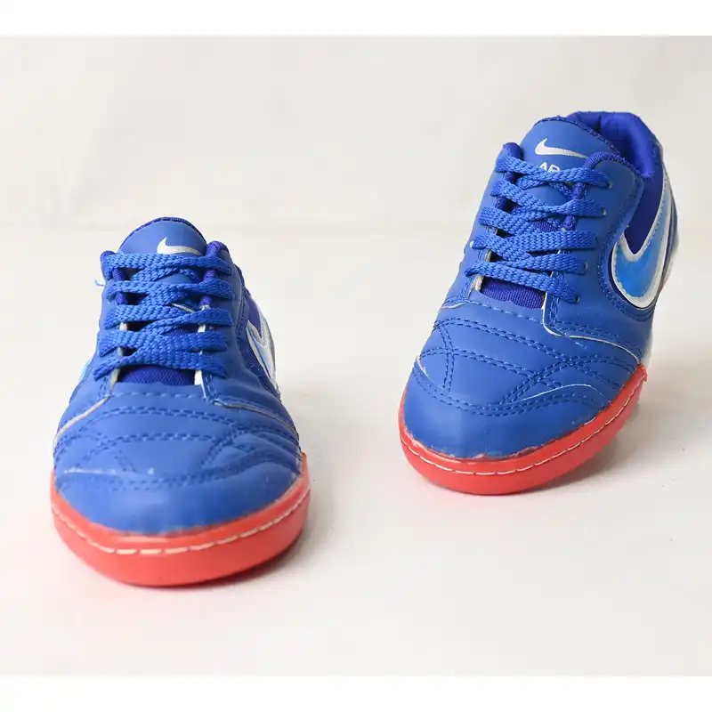 کفش فوتسال بچه گانه مدل 748Ab