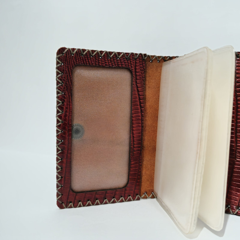 جاکارتی مدل کارا