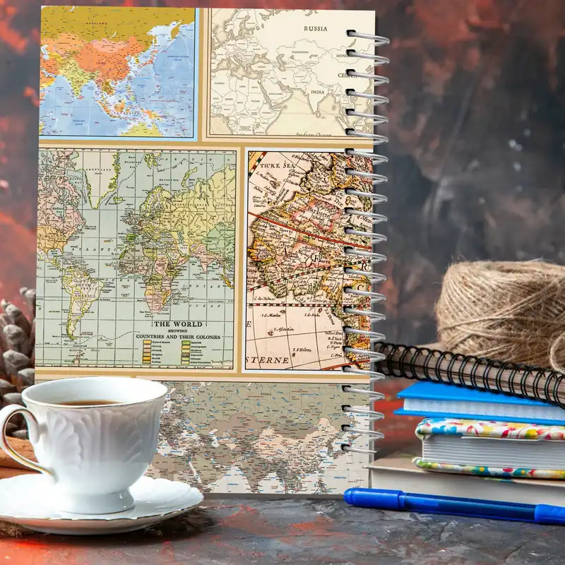 دفتر مشق 100 برگ مستر راد مدل نقشه جهان طرح world map کد fiory 2415