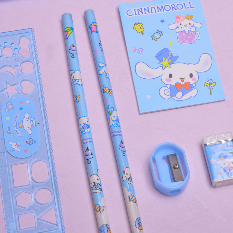 بسته لوازم تحریر مدل سینامورول و گروه سانریو مجموعه 9 عددی