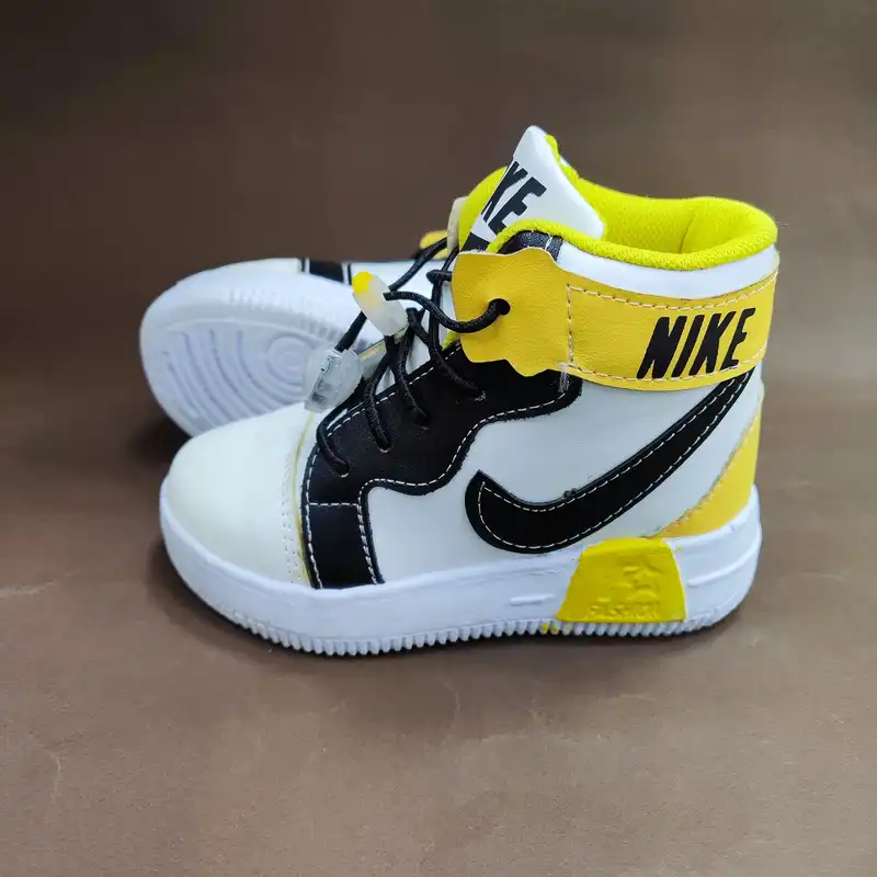 کفش مخصوص پیاده روی مدل 2025