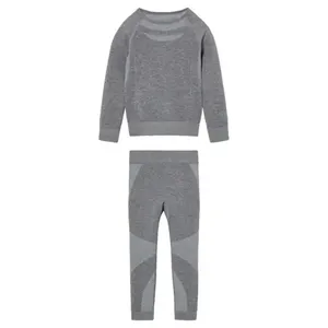 ست تی‌شرت و لگینگ ورزشی بچگانه لوپیلو مدل بیس کد 20979342