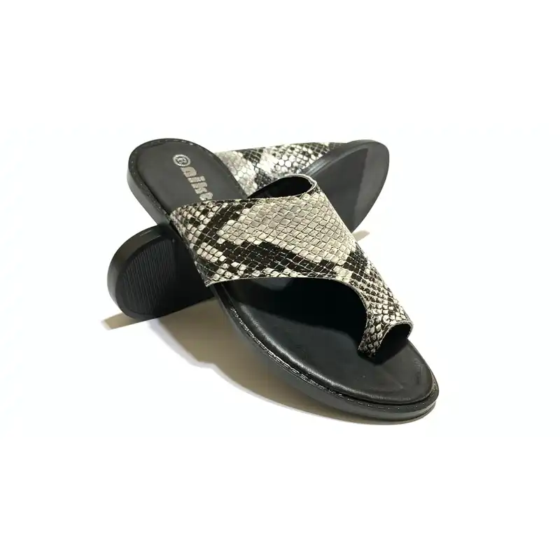 صندل زنانه نیکتا مدل شصتی کد RS-BK-058