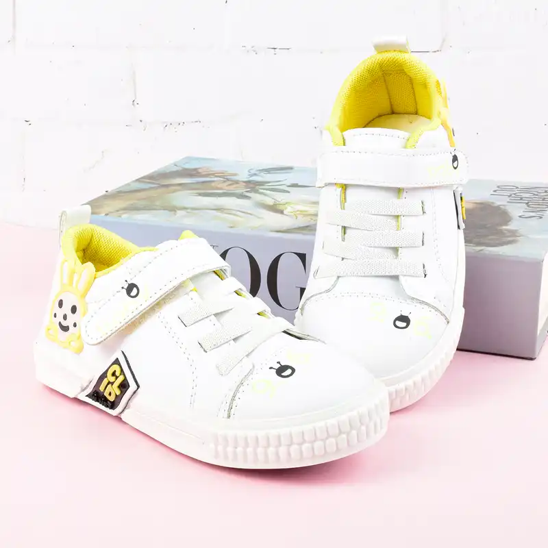 کفش راحتی  مدل ربیت بندی چسبی کد YW.3643