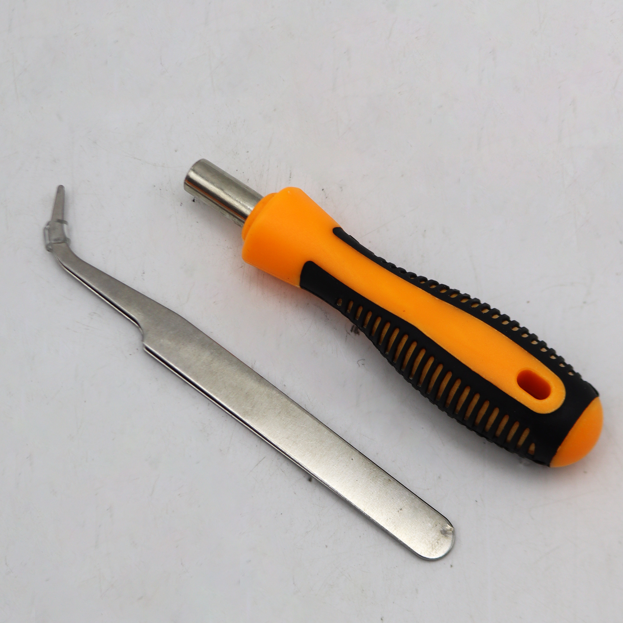 سری پیچ گوشتی سامکو مدل YPZ-JABEDAR مجموعه 32 عددی