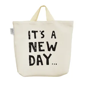 ساک خرید خندالو مدل It&#39;s A New Day کد 6668