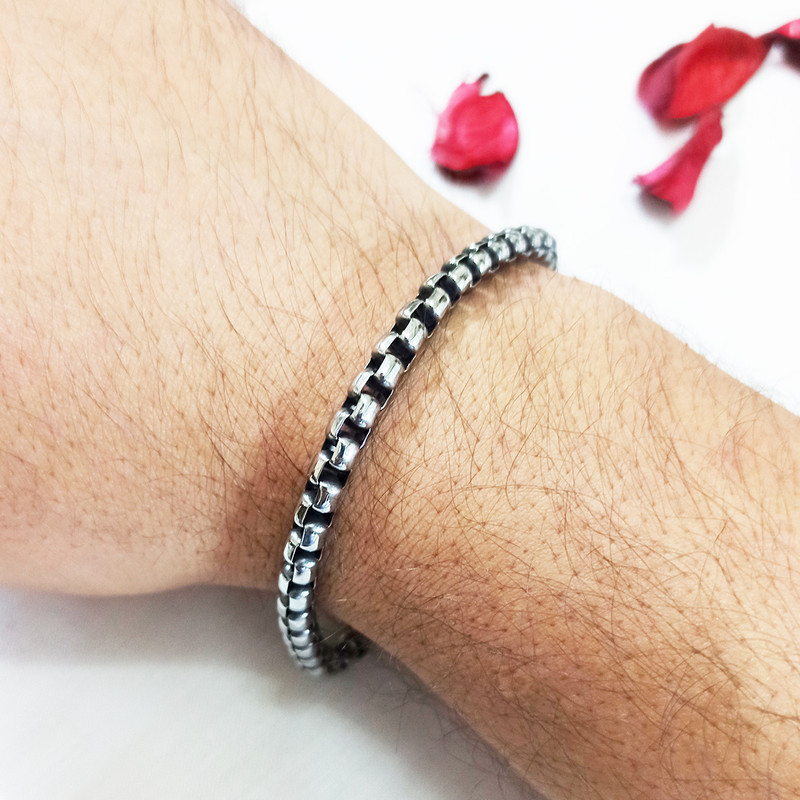 دستبند سلین کالا مدل سیاه قلم کد ce-As10 دستبند سلین کالا مدل سیاه قلم کد ce-As10