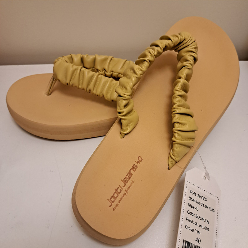 دمپایی لاانگشتی زنانه جوتی جینز مدل Soft کد 01 رنگ کرم