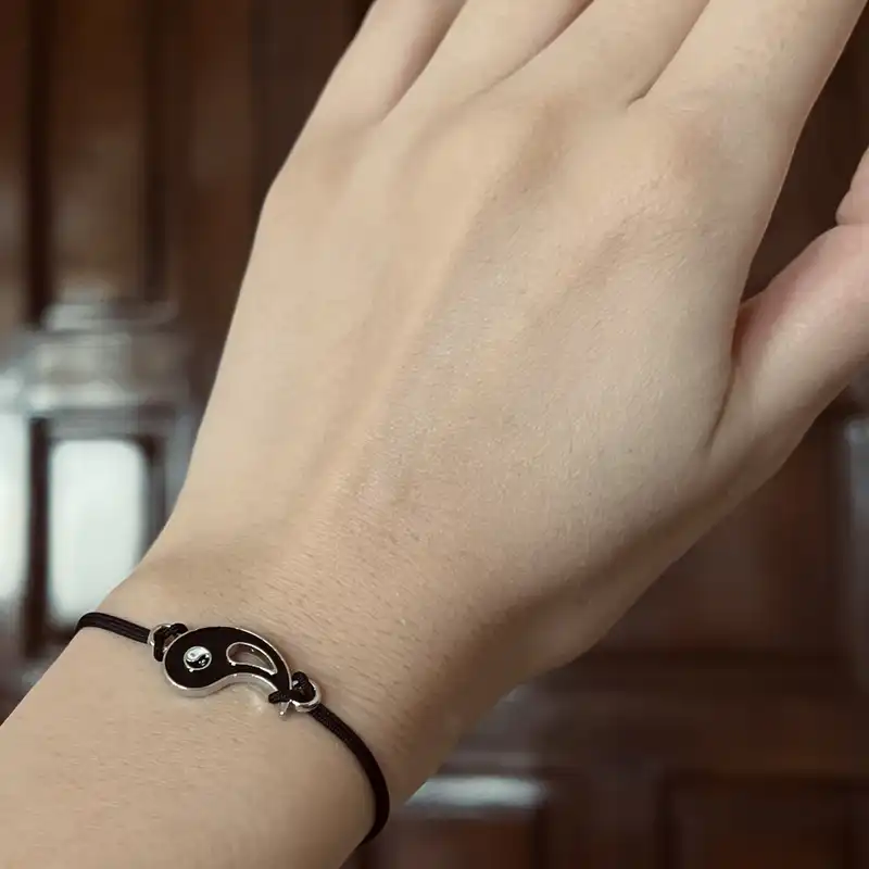 دستبند مدل دوستی یین و یانگ کارما بسته 2 عددی