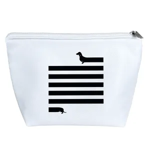 کیف لوازم آرایش دخترانه خندالو مدل سگ سوسیسی کد 10447