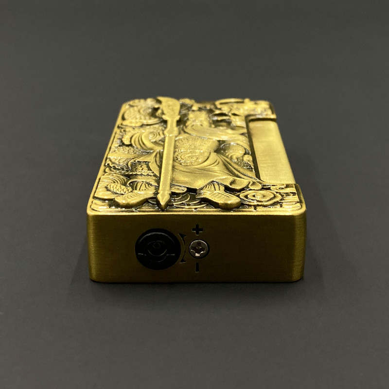 فندک مدل دو اتمه طرح شوالیه کد DKD-869