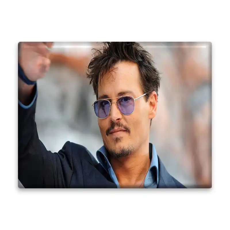 کاشی اطلس آبی طرح بازیگر جانی دپ مدل T5939