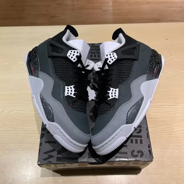 کفش بسکتبال مدل 4 فیر