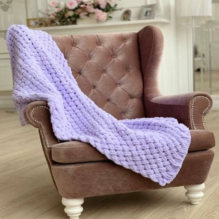 شال مبل مدل پافی طرح ضربدری سایز 100×90 سانتی متر