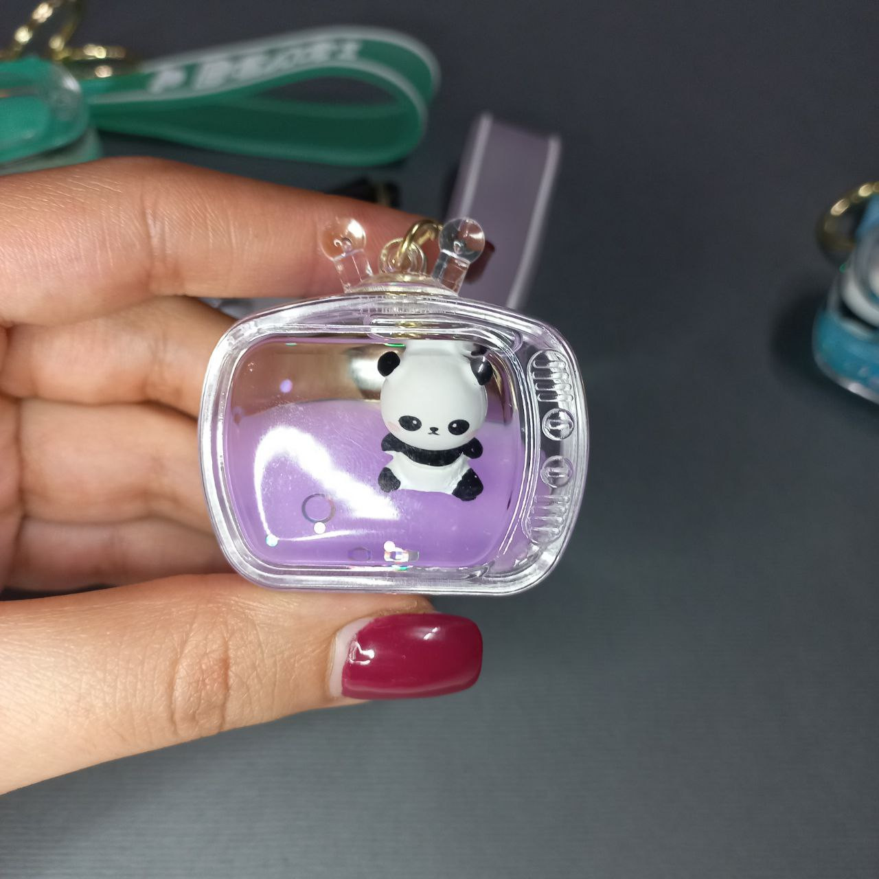 جاکلیدی دخترانه مدل آکواریومی طرح پاندا کد 01 جاکلیدی دخترانه مدل آکواریومی طرح پاندا کد 01