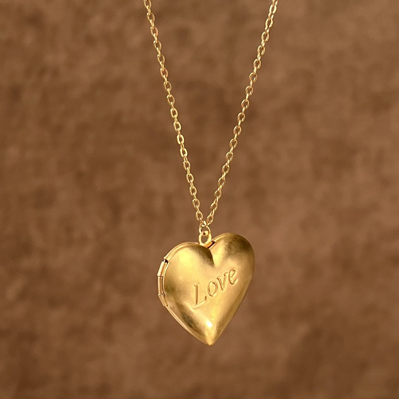 گردنبند زنانه مدل قاب عکس جادویی طرح لاکت قلب 443