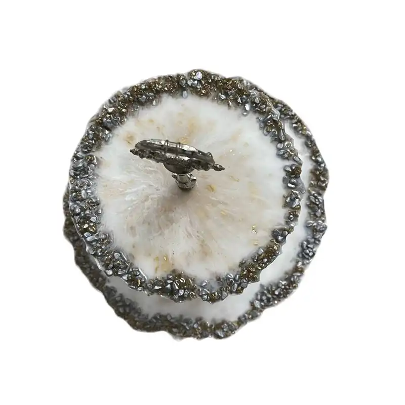 شیرینی خوری رزینی مدل سفید طلایی