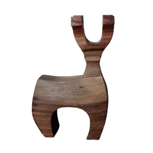 مجسمه چوبی مدل گوزن