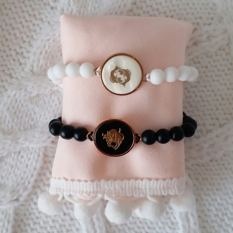 دستبند مدل ماه تولد اسفند و اردیبهشت F143 مجموعه 2 عددی