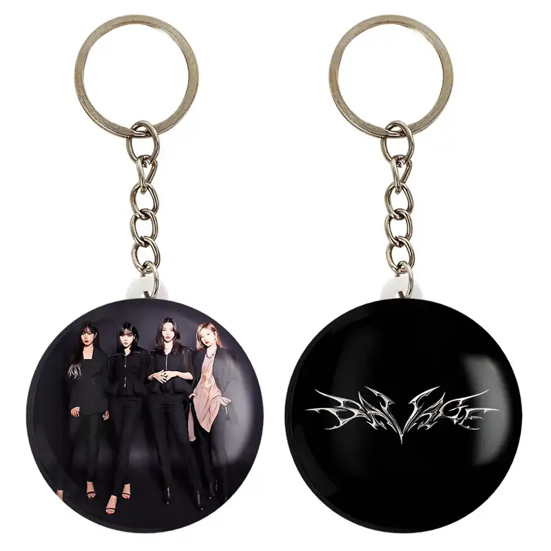 جاکلیدی خندالو مدل گروه آسپا Aespa کد 1975119753 مجموعه 2 عددی