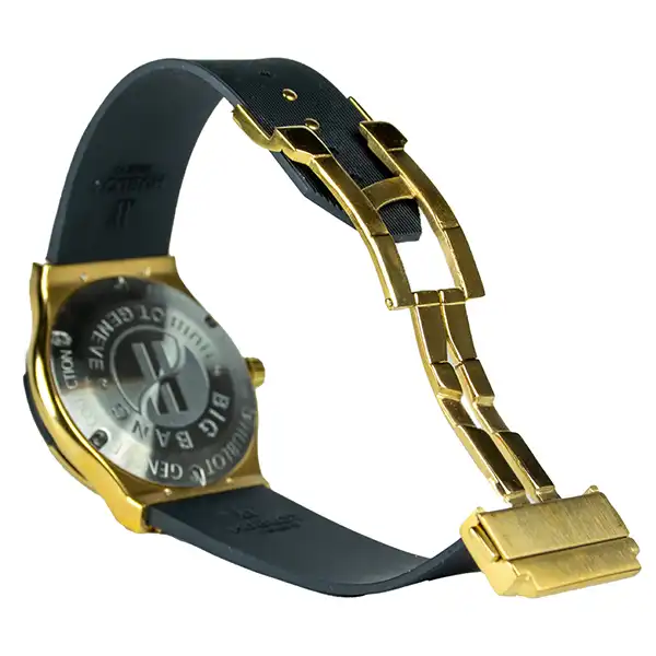 ساعت مچی عقربه‌ای