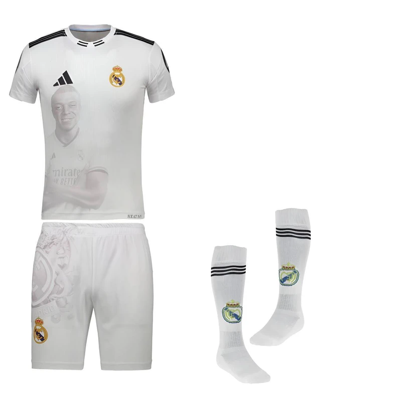 ست سه تکه لباس ورزشی  پسرانه مدل رئال مادرید 2025 طرح تصویر امباپه