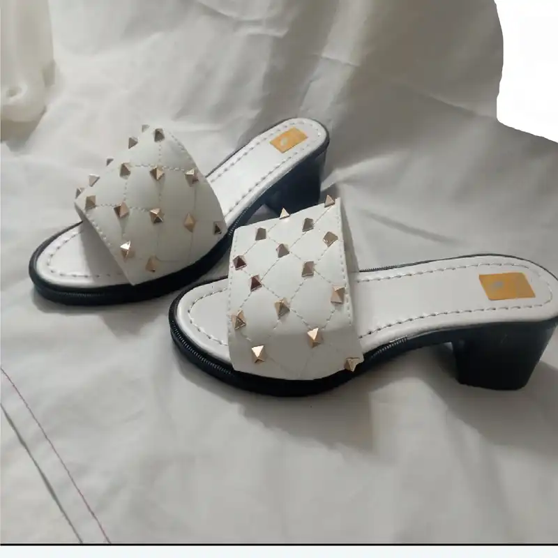 صندل زنانه مدل هرمی کد 003