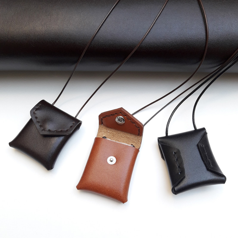 گردنبند مدل کیف چرم اسرین گردنبند مدل کیف چرم اسرین