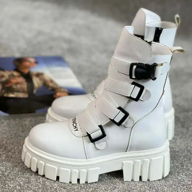 نیم بوت زنانه مدل الارز