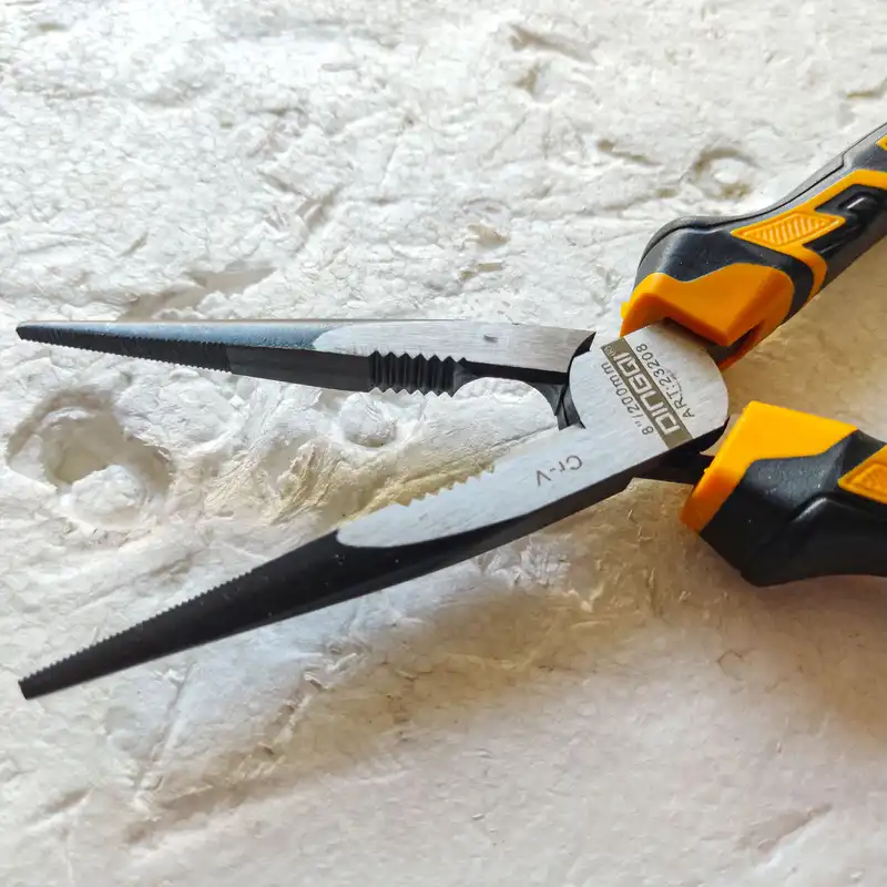 انبر دم باریک دینگیشی کد ART : 23208 سایز 8 اینچ