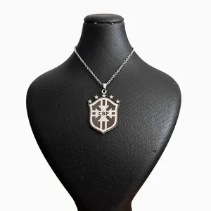 گردنبند مدل تیم ملی فوتبال برزیل