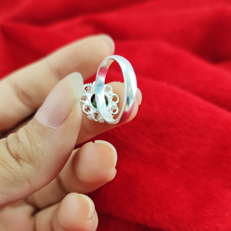 انگشتر نقره زنانه مدل فیروزه نیشابور کد NG5043 انگشتر نقره زنانه مدل فیروزه نیشابور کد NG5043