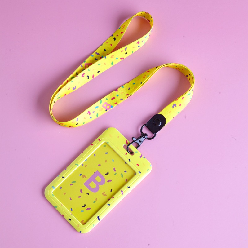 کارت آویز گردنی مدل اسپورت