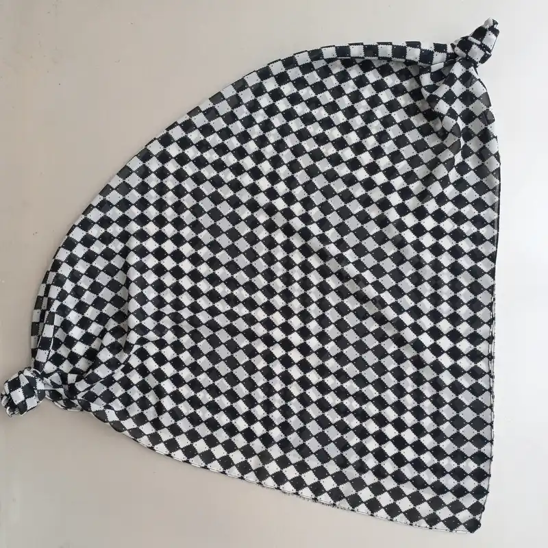 روسری زنانه مدل مینی حریر شطرنجی