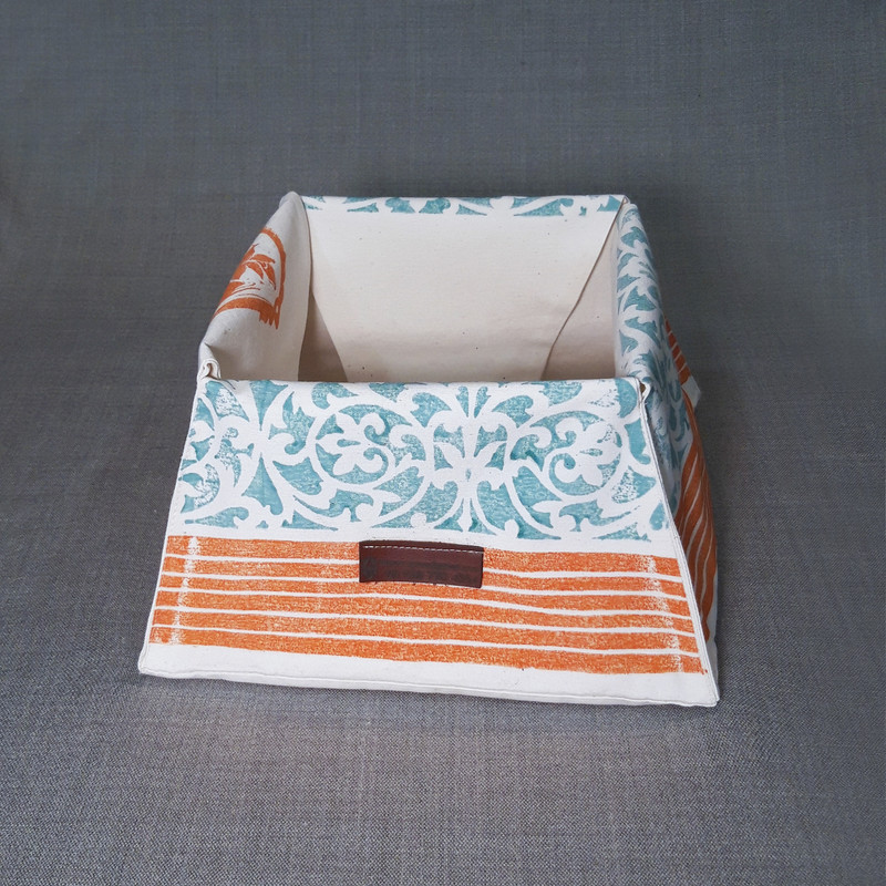 باکس هدیه مدل گل بهارنارنج طرح اسلیمی و شاد باش کدBO4083