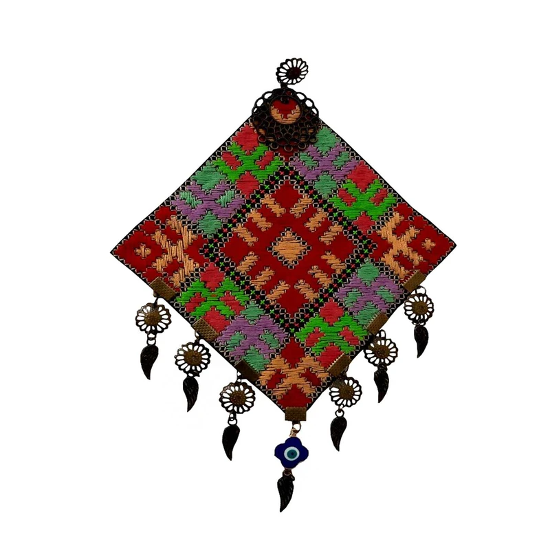آویز سوزن دوزی کد B-93