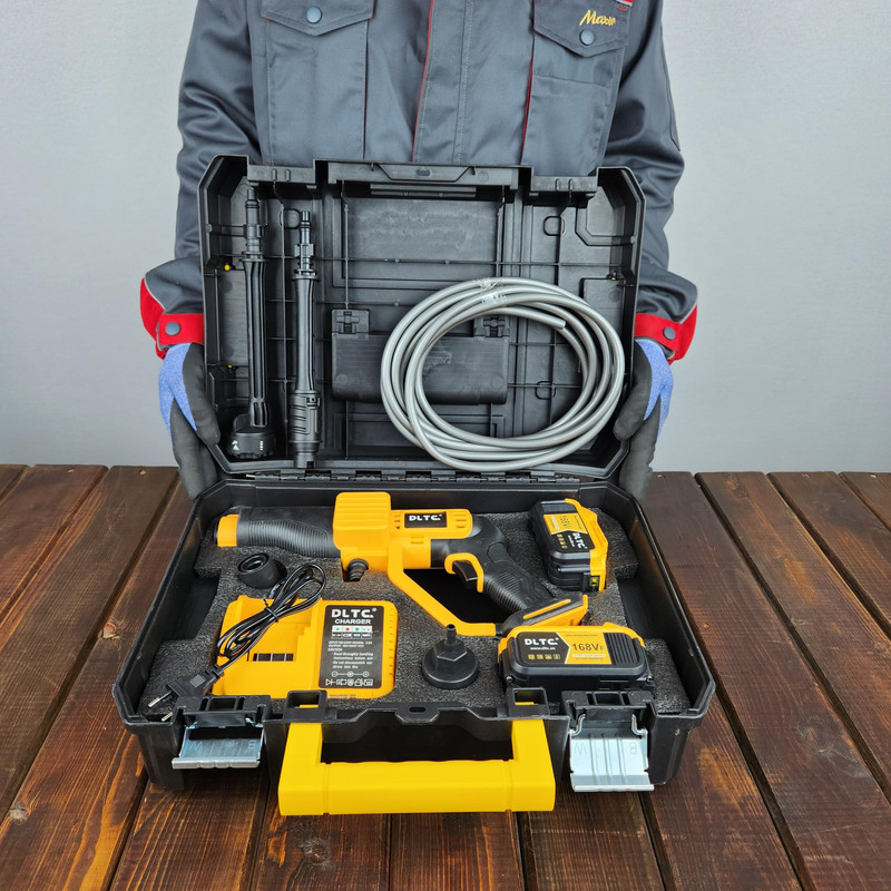 کارواش شارژی صنعتی دی ال تی سی کد 1401 مجموعه 9 عددی