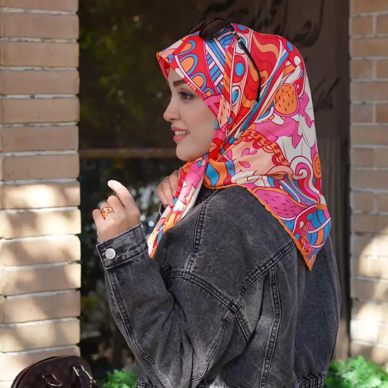 روسری زنانه مدل ابریشم عیدانه مجلسی طرح پرتقال  کد ana-2961