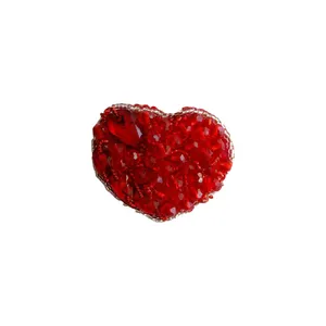 گل سینه زنانه طرح قلب مدل p127 تک سایز