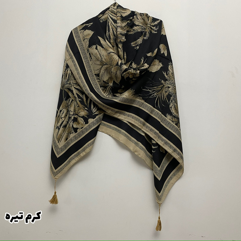 روسری زنانه مدل نخ پنبه چهارفصل منگوله دار کد 1389