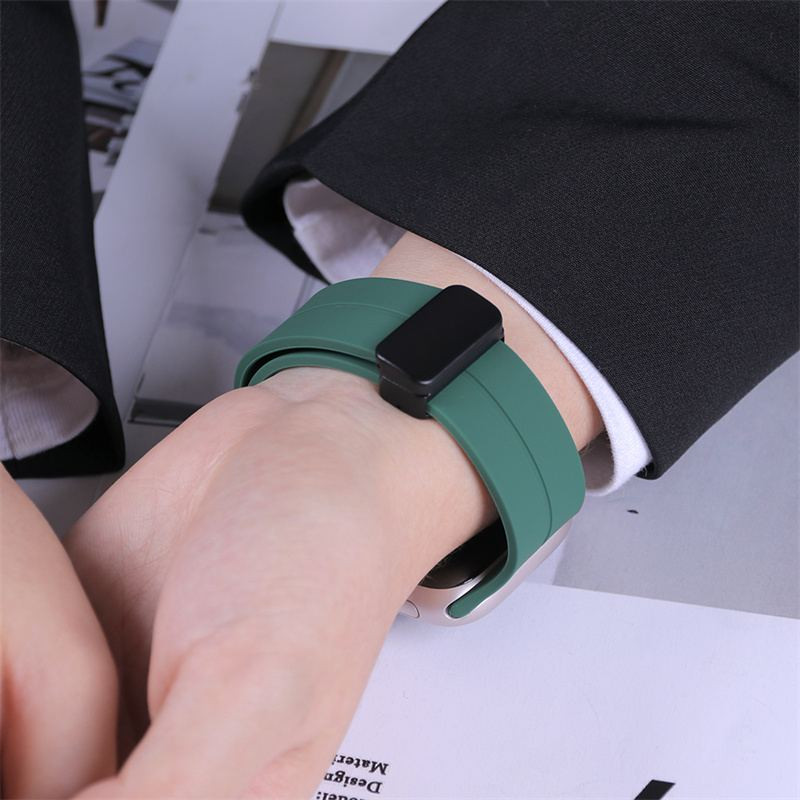 بند راینو مدل Magnetic D-Buckle مناسب برای اپل واچ سری 1/2/3/4/5/6/7/8/9/SE/ULTRA سایز 42/44/45/49 میلی متری