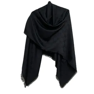 روسری زنانه مدل نخی ژاکارد دو رو