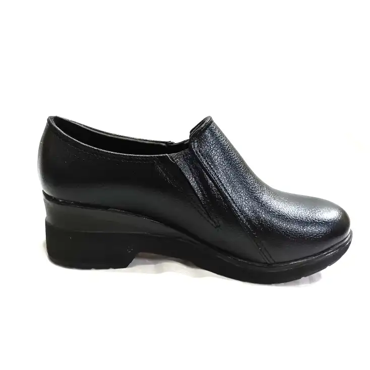 کفش روزمره زنانه مدل ونوس طبی کد P.A.T رنگ مشکی