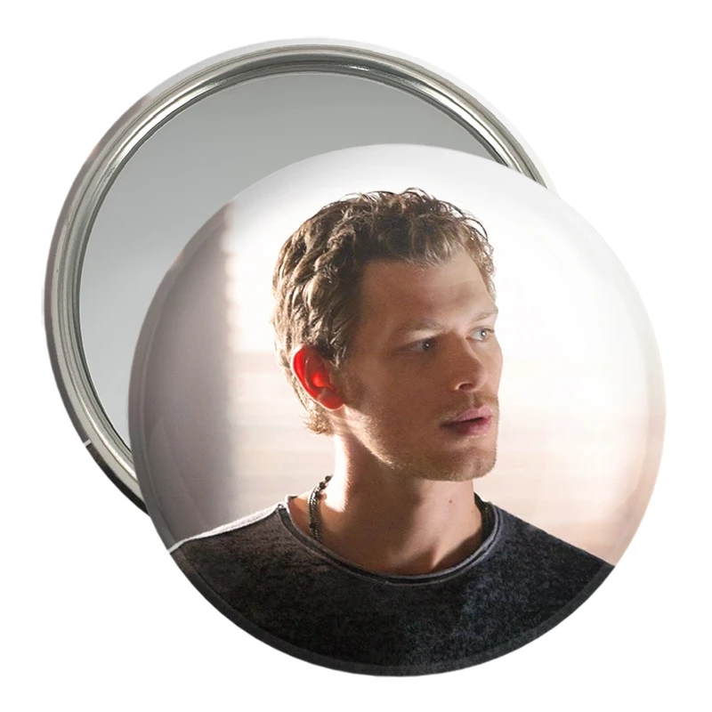 آینه جیبی خندالو مدل کلاوس مایکلسون The Vampire Diaries  کد 23689