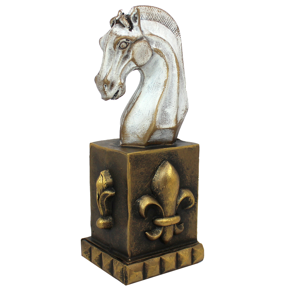 سردیس مدل اسب