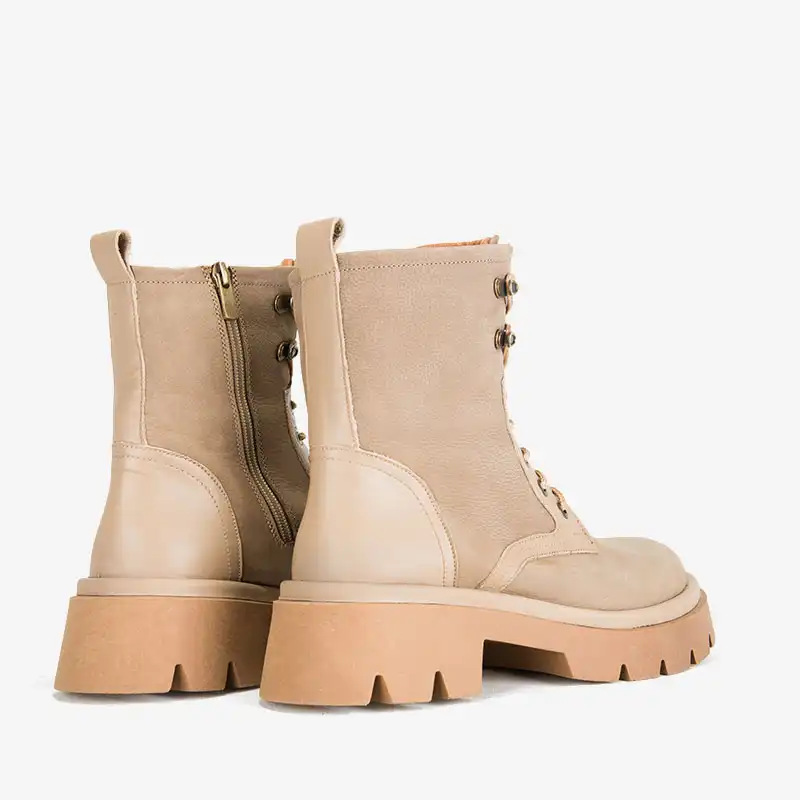 نیم بوت زنانه چرم مشهد مدل J2636